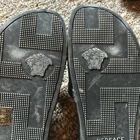 Versace slides - Picture 6 of 14